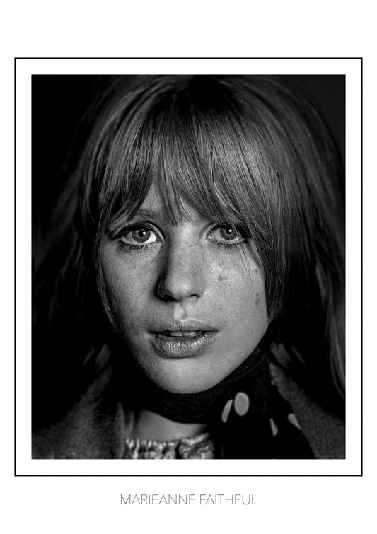 Marianne Faithfull – Innocent