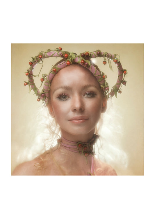 Maude James – Elphy Cover, Vogue 1970